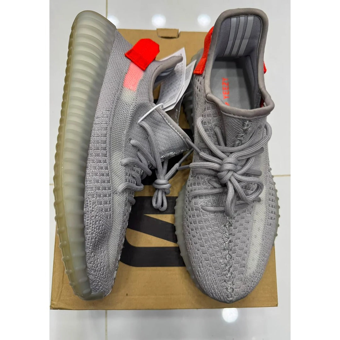 ADI YEEZY BOOST GREY