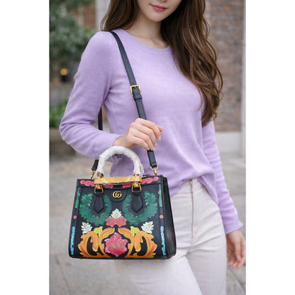 GUCCI DIANA BAMBOO SMALL HANDLE BAG