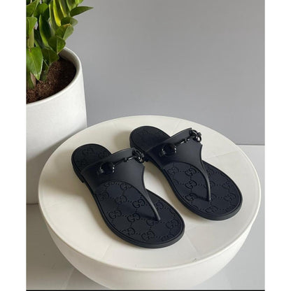 GUCCI HORSEBIT BLACK THONG RUBBER SANDAL