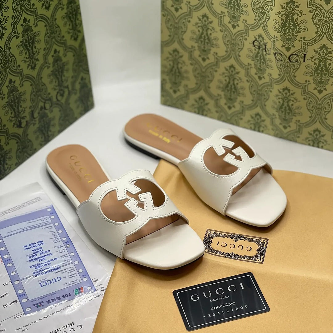 GUCCI GG CUT OUT INTERLOCKING SANDAL WITH COLORS