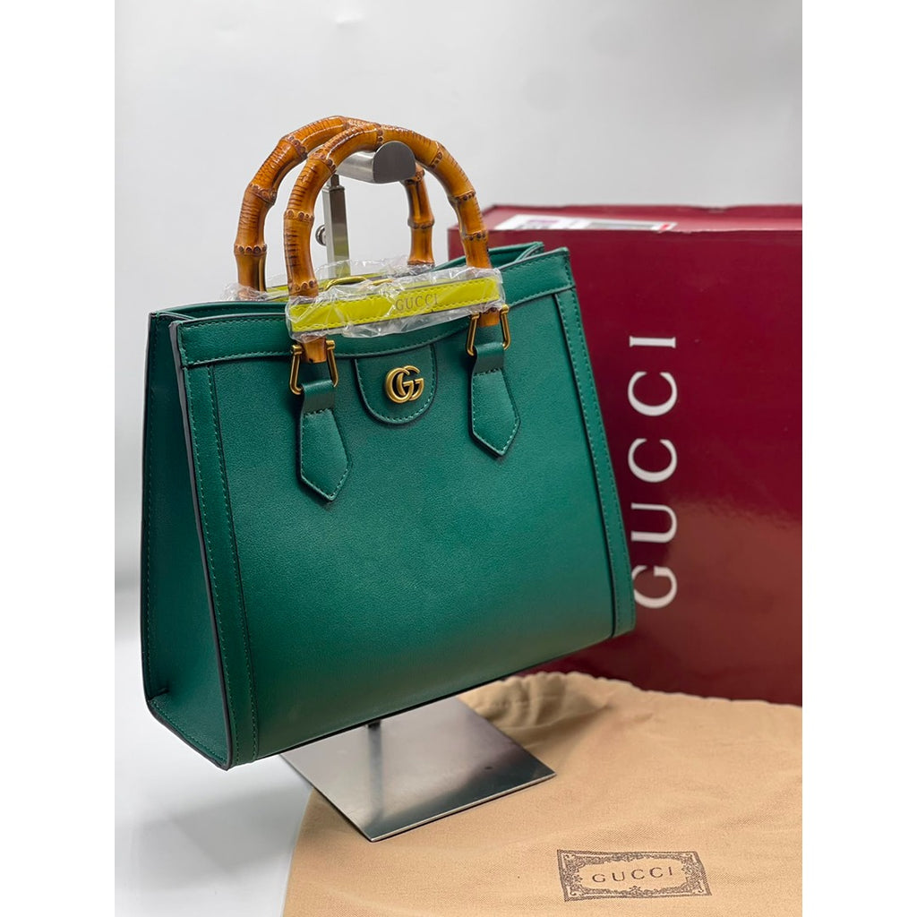 GUCCI DIANA MEDIUM TOTE BAG GG