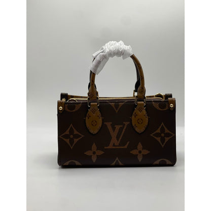 LOUIS VUITTON ON THE GO MONOGRAM EAST WEST BAG