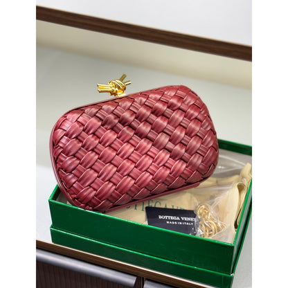 BOTTEGA VENETA KNOT CLUTCH BAG