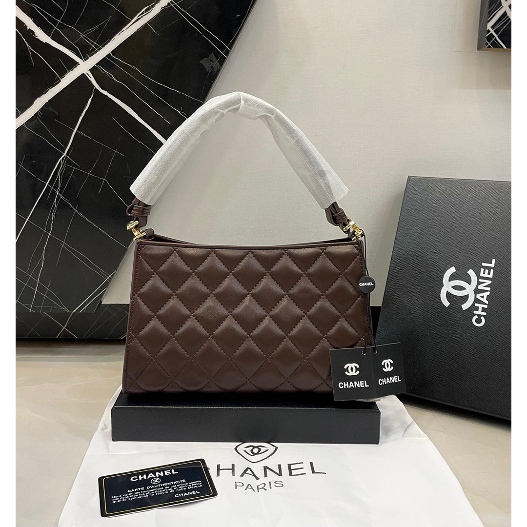 CHANEL QUILTED HOBO LEATHER BAG