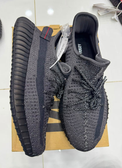 ADI YEEZY BOOST ALL BLACK