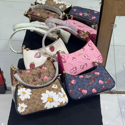 COACH TERI SHOULDER BAG