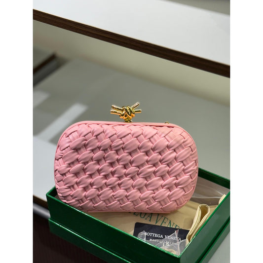 BOTTEGA VENETA KNOT CLUTCH BAG