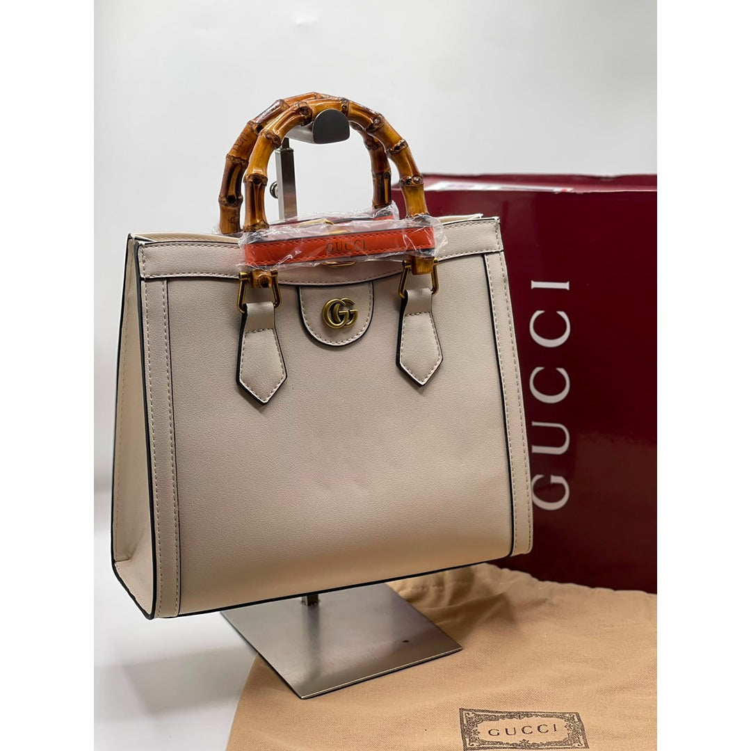 GUCCI DIANA MEDIUM TOTE BAG GG