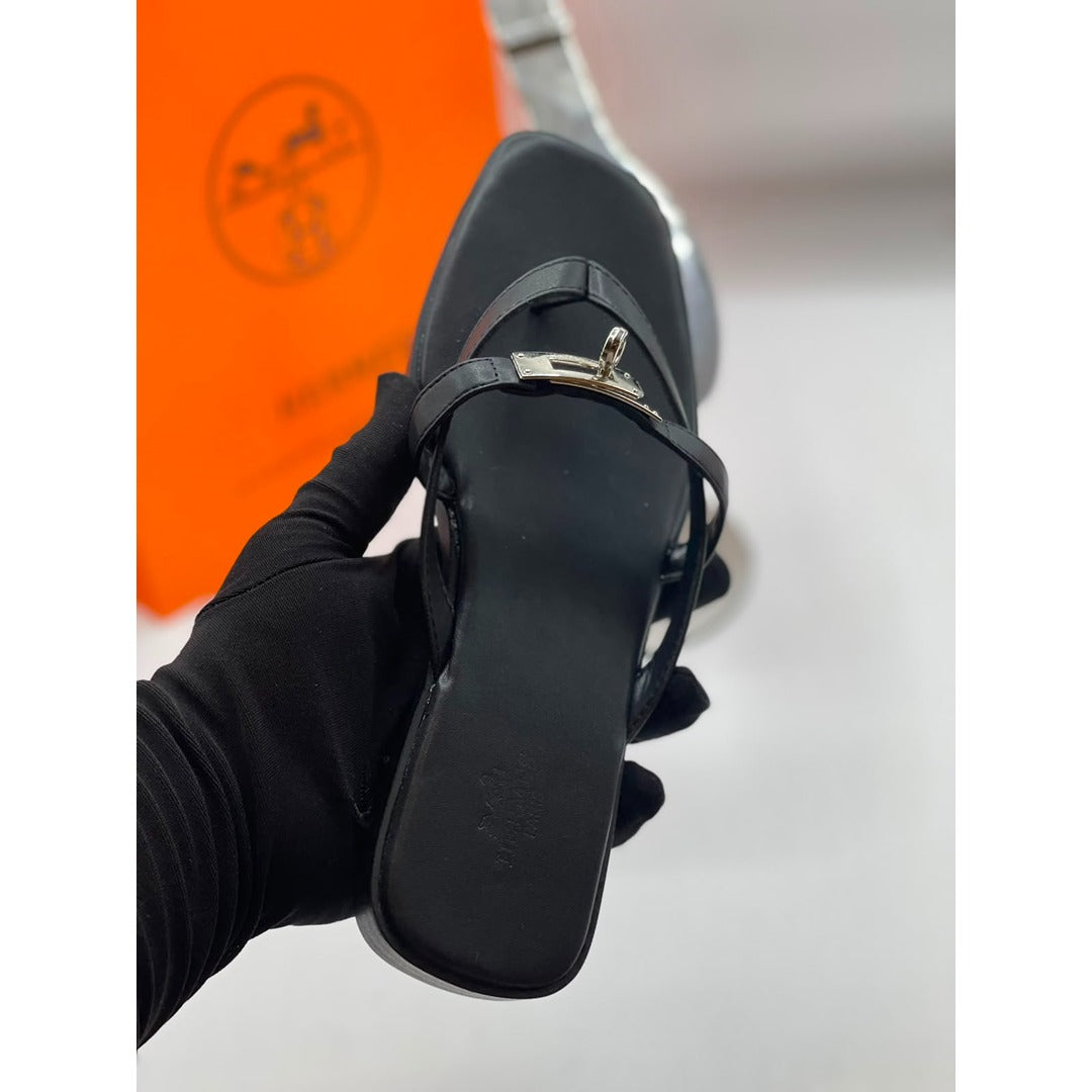 HERMES BLACK MISS SANDALS CALFSKIN