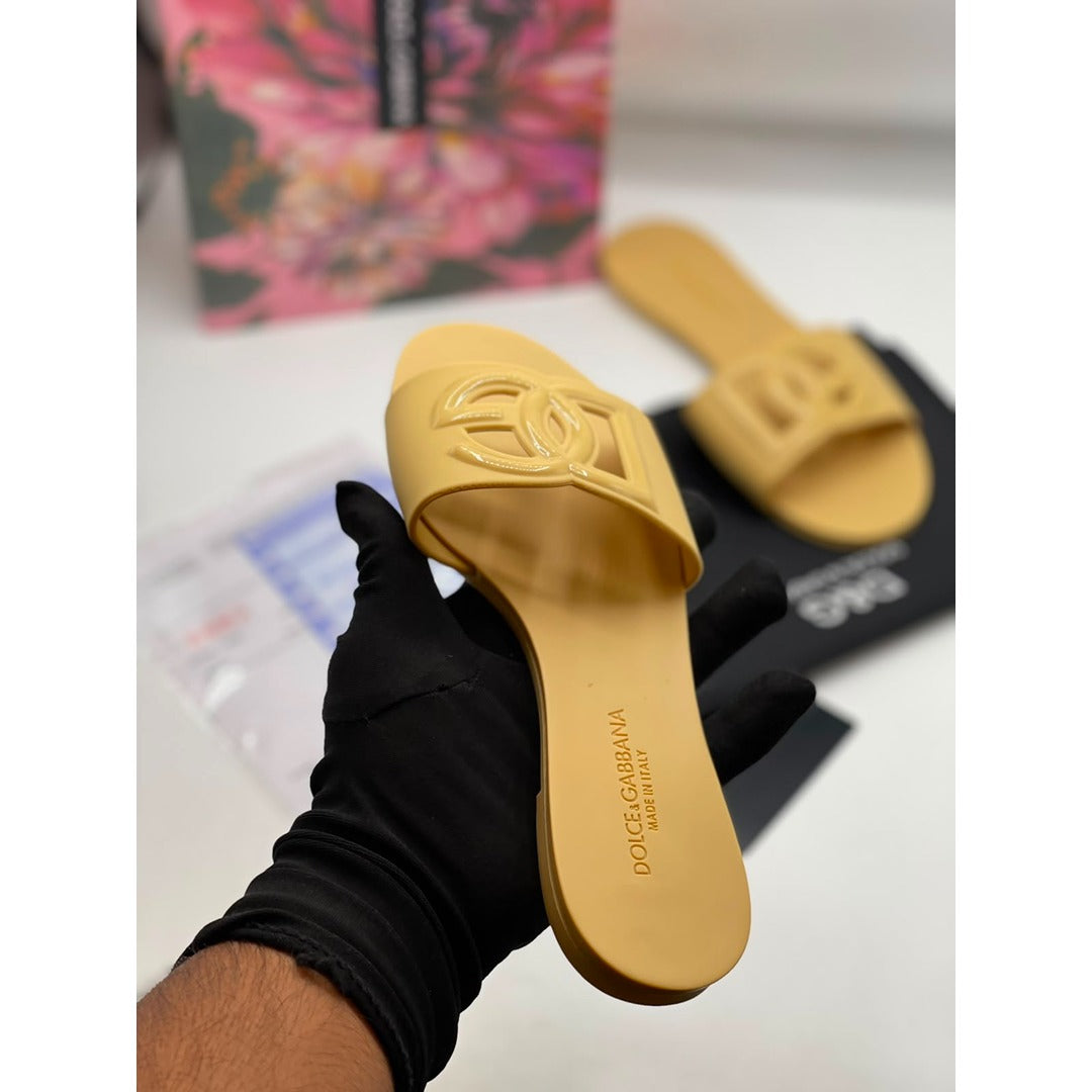 DOLCE & GABBANA BEIGE SLIDES DG EMBOSSED LOGO