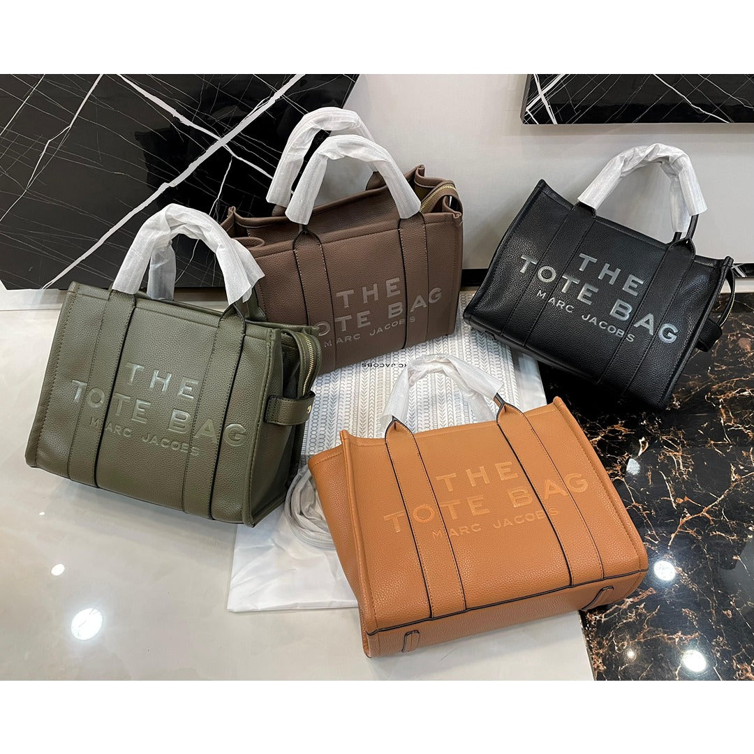 MARC JACOBS THE LEATHER TOTE BAG