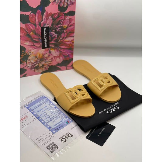 DOLCE & GABBANA BEIGE SLIDES DG EMBOSSED LOGO