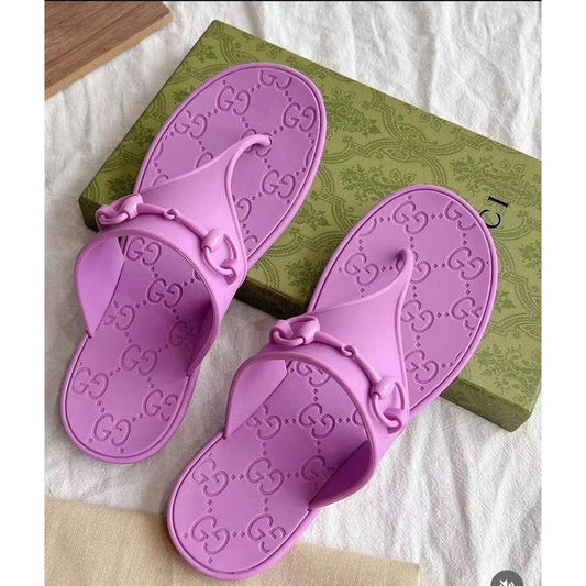 GUCCI HORSEBIT LILAC THONG RUBBER SANDAL
