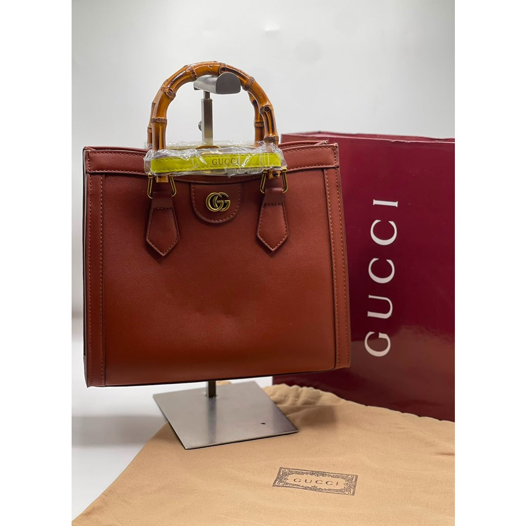 GUCCI DIANA MEDIUM TOTE BAG GG