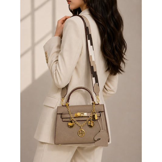 HERMES KELLY MINI SELLER CHARM CHAIN